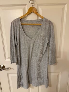 Victoria’s Secret Women’s Medium Grey Nightgown Sleepwear Shirt Pajamas EUC